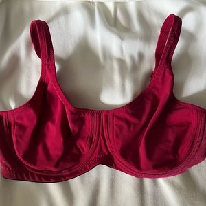 Lululemon Soft Cup Underwire Sports Bra 36D